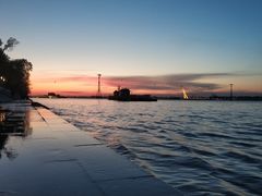 -人民防洪胜利纪念塔