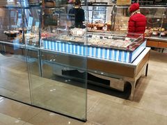 面包甜点陈列柜-巴黎贝甜(熙悦汇店)