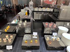 -圣丰索菲特·2 On 988 Café 自助餐厅