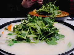 招牌炸酱小锅米线-肥汁米蘭香港米线(长宁来福士店)