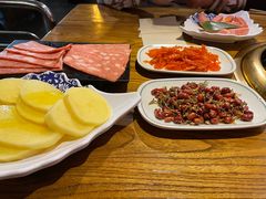 -小花花炭火烤肉·十五年延吉风味(左家庄店)
