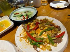 -隔壁老王·家常云南菜(花巷店)