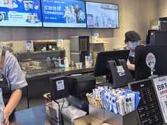-瑞幸咖啡(镇江新城吾悦广场店)