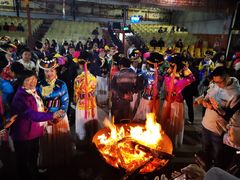-摩梭篝火晚会