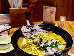 -老滇山寨•云南特色菜•地方菜•民族风情歌舞表演(金碧店)