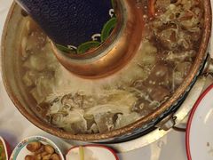 -毛辣果·贵州红酸汤牛肉火锅(西单店)