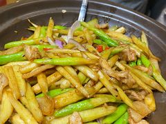 -黄泥岗·地道湖北菜(奥特莱斯店)