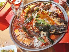 -三顾烤庐·烤鱼·烧烤·龙虾(奉贤店)