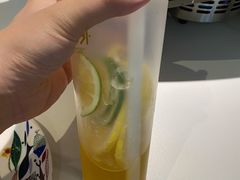 -江边城外烤全鱼(世茂广场店)