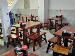 大堂-宝瑞门钉肉饼店