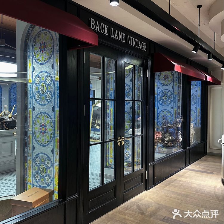 青岛超有氛围的中古咖啡店 复古味好浓▪️