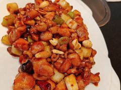 宫爆鸡丁-勺园中餐厅