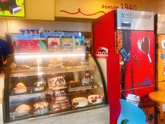 零售区-DQ·蛋糕·冰淇淋(大宁国际商业广场店)