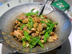 -费大厨辣椒炒肉(黄兴中心广场店)