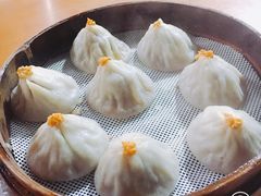 蟹粉小笼包-忆秦园小笼包(惠山古镇总店)