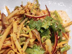 -青瓦餐厅·生鱼片·韩园烤肉(西塔店)