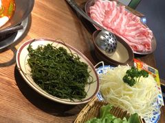 -巴卤社老火锅(财富店)