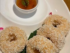 炸虾饼配泰国梅子酱-帕蓝·暹罗料理(大学路店)