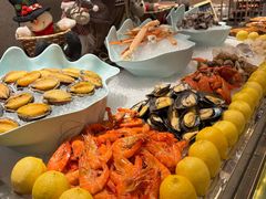 -广州万富希尔顿酒店·感趣自助餐厅·金秋蟹宴生蚝海鲜刺身