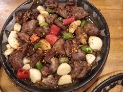 -老东镇啤酒屋海鲜加工·蒸汽海鲜·海鲜烧烤(台东店)