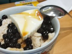 焦糖乌龙奶茶冰-堂屋糖水店(愚园店)