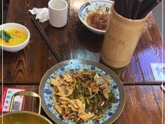 -黑白电视长沙小吃(美林M·LIVE天地东座店)