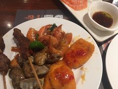 -四海一家自助餐(益田假日广场店)