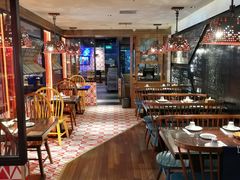 大堂-江边城外烤全鱼(方庄时代购物中心店)