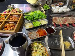 -马路牙子地桌烤肉(工体店)