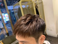 -蓝调造型·烫发·染发