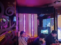 -温莎KTV(珠江路店)