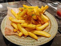-LESCEDARS  Bistro香柏树(外滩店)