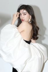 -Lady  Jane高端婚纱礼服馆