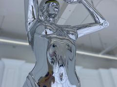 -HOW昊美术馆