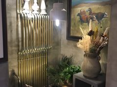 -HIGH FIVE哈福手工汉堡(桂林路店)