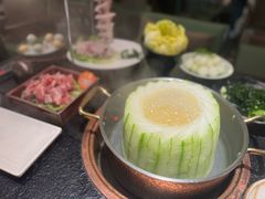 -得意咚瓜·顺德鱼生·冬瓜火锅(深圳首店)