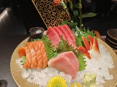 -蟹犇前•帝王蟹雪蟹(陆家嘴店)