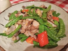 炒鲫鱼片-龙桥私厨·姜花菊花过桥鱼·顺德菜(容桂店)