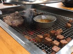 -肉甲韩国木炭烤肉(新壹街1店)