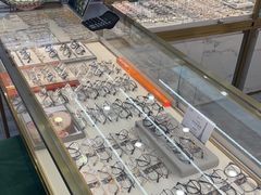 -世纪大明眼镜·林德伯格·蔡司官方授权店(武昌旗舰店)