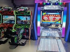 -世代星球·保龄球·镭战真人CS·团建(杨浦店)