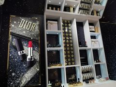 -Dior迪奥(上海世茂广场店)
