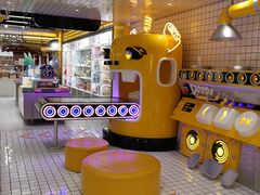 -泡泡玛特POPMART(上海环球港店)