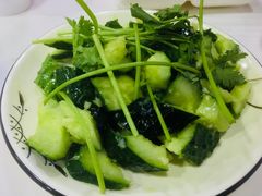 -虾弄弄海派小龙虾·牛羊蝎子火锅