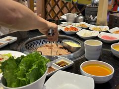 -木槿花韩式炭烤·熟成肉工坊(孙文东路店)