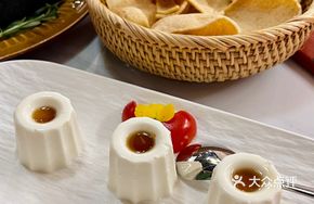 Coconut Dumpling Cake