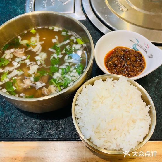 阿里郎小黄牛汤饭馆(桂林路店)