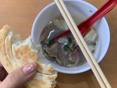 自制烧饼-宋老三苏肉羊肉汤老店