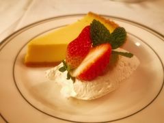 -Wolfgang’s Steakhouse 沃夫冈牛排馆(上海白玉兰广场店)