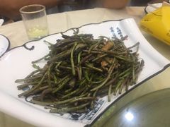 野芦蒿炒臭干-广迎居老正兴菜馆